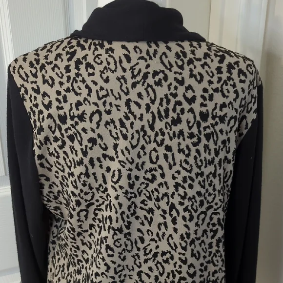 Leopard Print Open Front Jacket - Picture 7 of 9